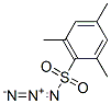 CAS 登录号：24906-63-6， 2,4,6-三甲基苯磺酸叠氮化物