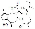 CAS 登录号：68852-48-2， (3S)-3abeta,4,5,6,6aalpha,7,9aalpha,9bbeta-八氢-6alpha-羟基-3,6,9-三甲基-3beta,4beta-二[[(Z)-2-甲基-1-氧代-2-丁烯基]氧基]薁并[4,5-b]呋喃-2(3H)-酮