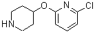 CAS 登录号：99202-32-1， 2-氯-6-(4-哌啶基氧基)吡啶