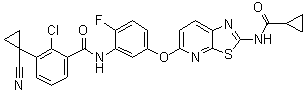 2-氯-3-(1-氰基环丙基)-N-[5-[[2-[(环丙基羰基)氨基][1,3]噻唑并[5,4-b]吡啶-5-基]氧基]-2-氟苯基]苯甲酰胺分子结构 (CAS 1125632-93-0)